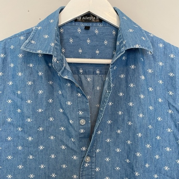 Short Sleeve Print Button Up Shirt - Picture 5 of 9